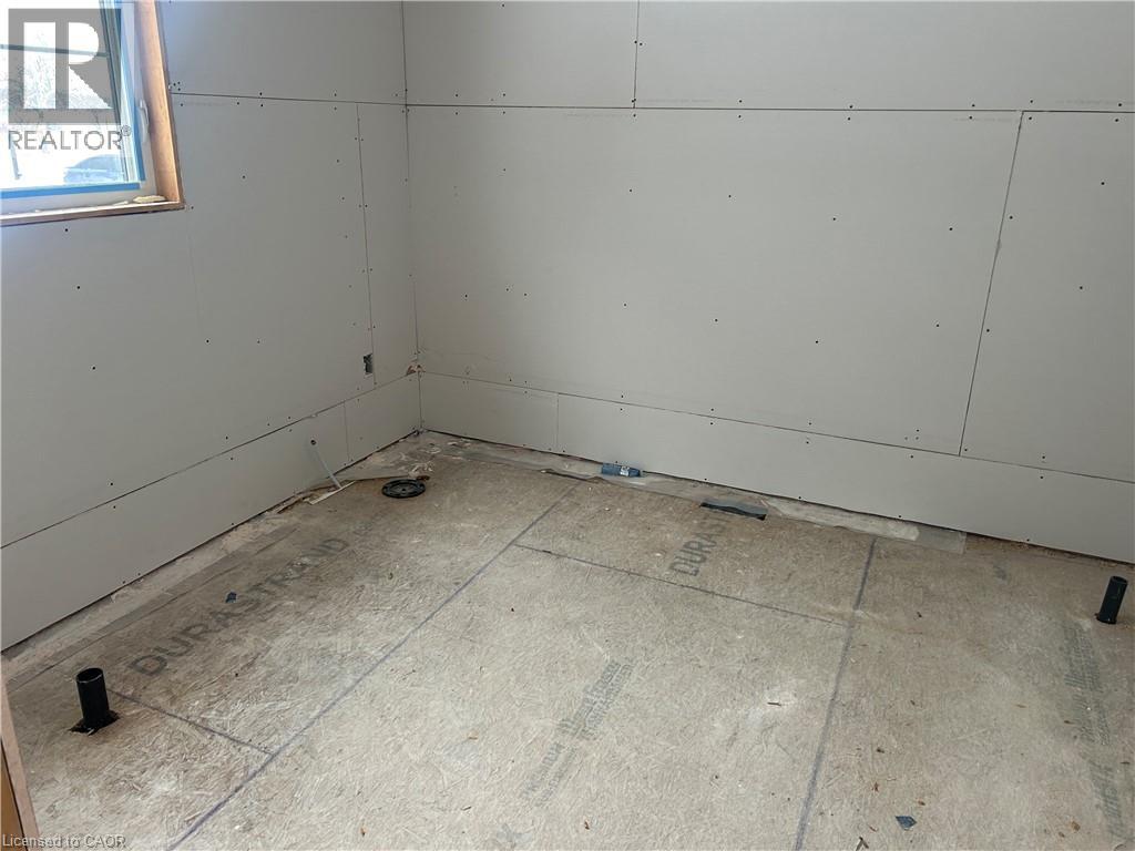 12487 Niagara River Parkway, Niagara Falls, Ontario  L2G 0P6 - Photo 8 - 40802107