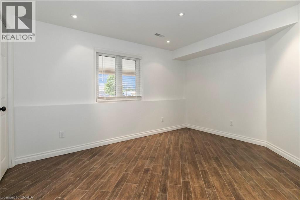 221 Old Onondaga Road E, Brantford, Ontario  N3T 5L4 - Photo 35 - 40742573