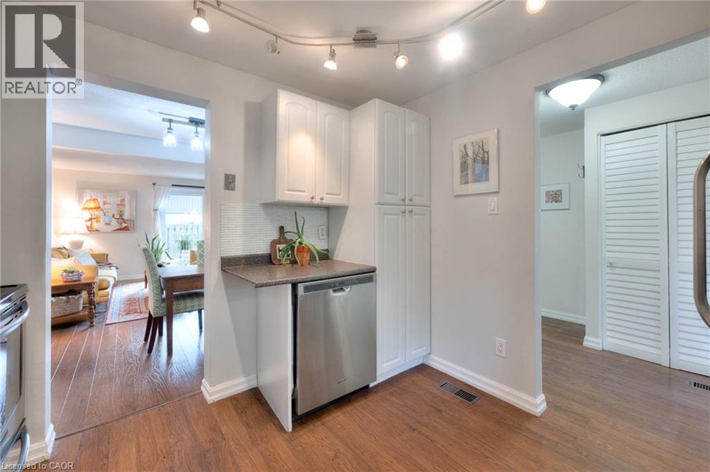 215 Glamis Road Unit# 27, Cambridge, Ontario  N1R 6V8 - Photo 9 - 40782270