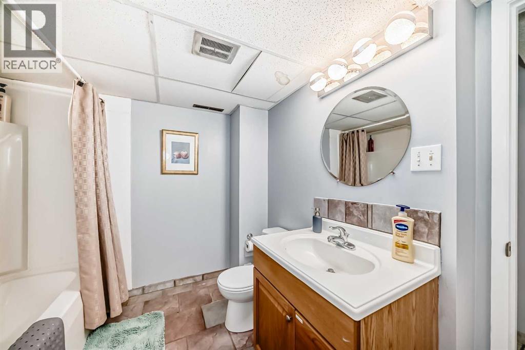 5135 48 Street Nw, Calgary, Alberta  T3A 0T2 - Photo 37 - A2278073