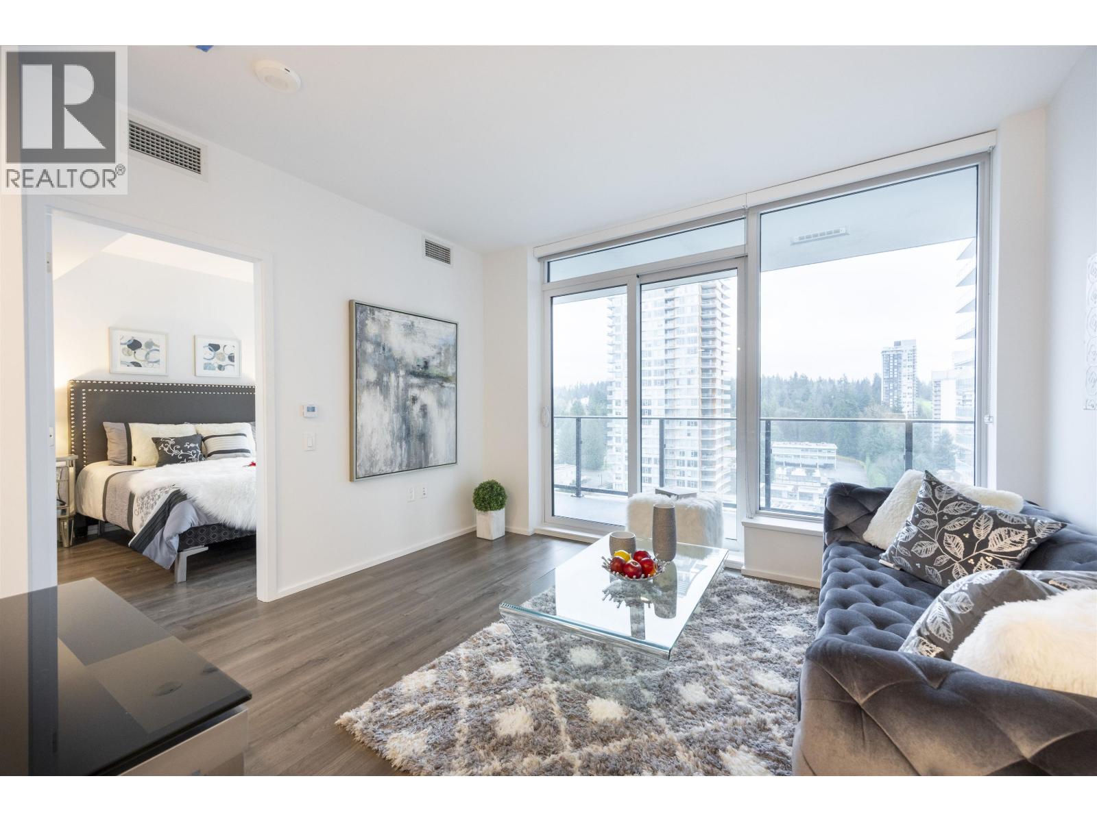 Listing Picture 13 of 26 : 1303 3809 EVERGREEN PLACE, Burnaby / 本拿比 - 魯藝地產 Yvonne Lu Group - MLS Medallion Club Member