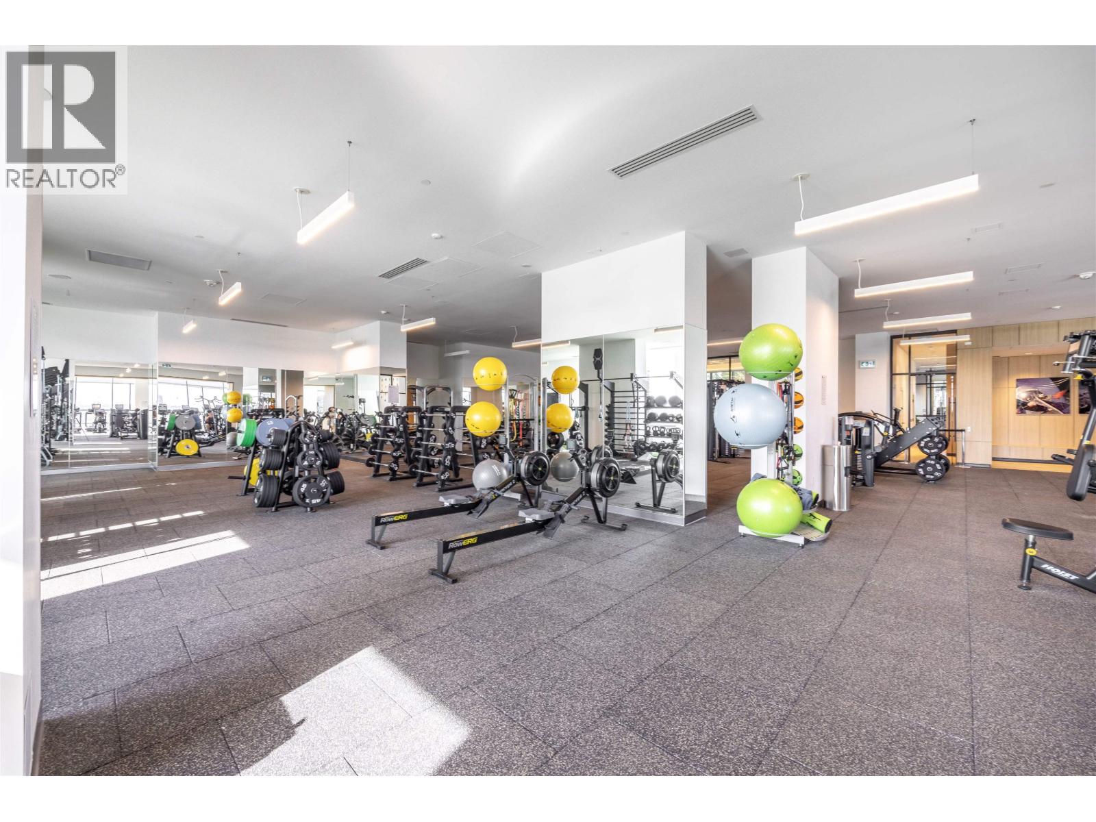 Listing Picture 19 of 26 : 1303 3809 EVERGREEN PLACE, Burnaby / 本拿比 - 魯藝地產 Yvonne Lu Group - MLS Medallion Club Member