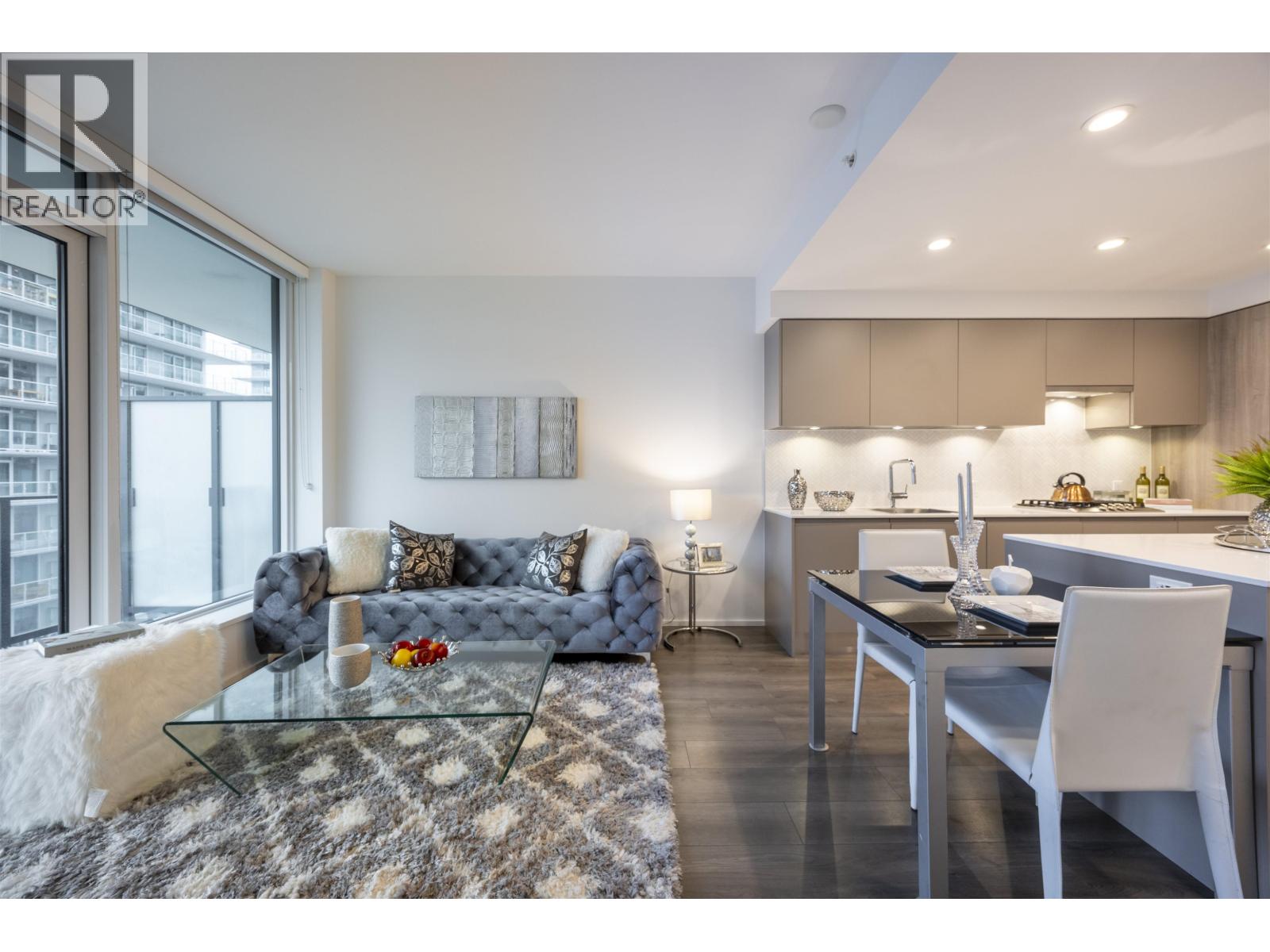 Listing Picture 8 of 26 : 1303 3809 EVERGREEN PLACE, Burnaby / 本拿比 - 魯藝地產 Yvonne Lu Group - MLS Medallion Club Member