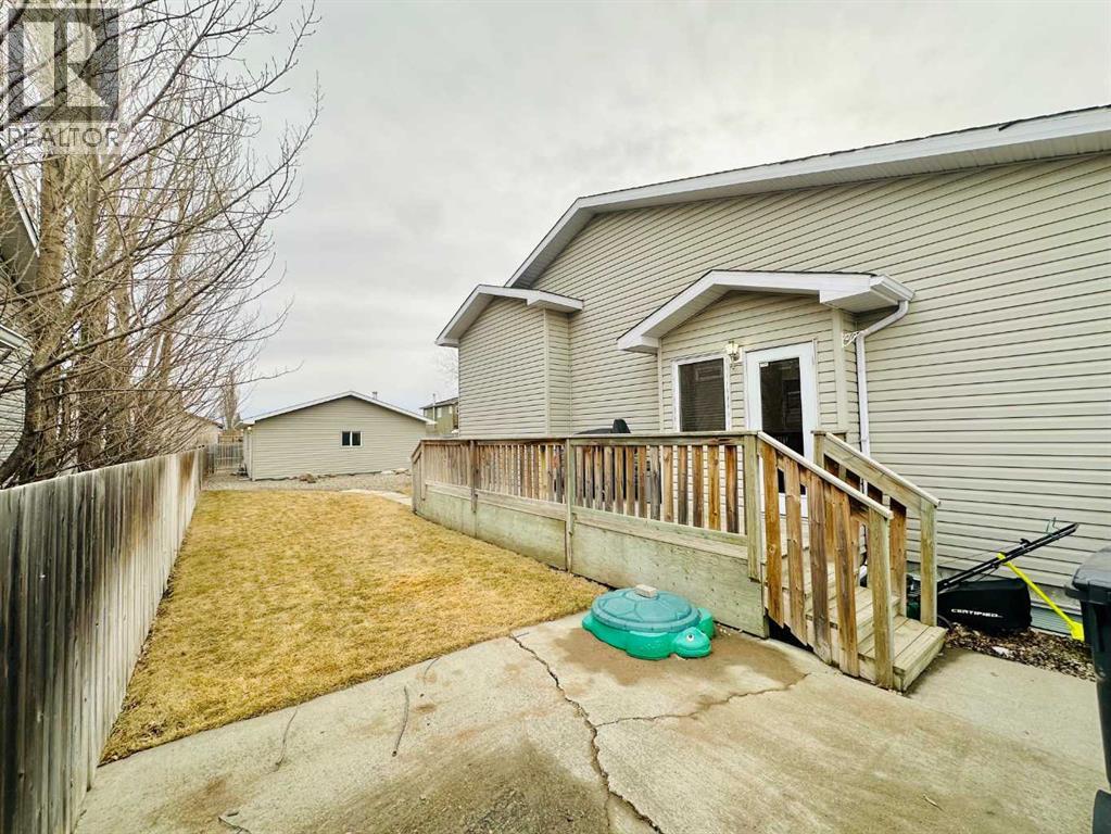 624 51 Avenue, Coalhurst, Alberta  T0L 0V0 - Photo 20 - A2283033
