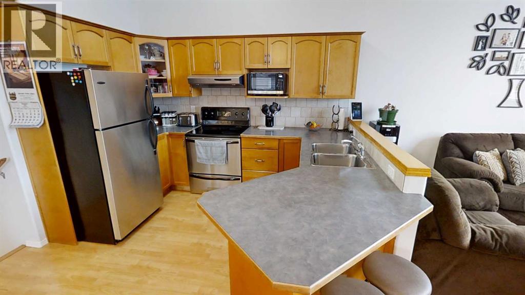 624 51 Avenue, Coalhurst, Alberta  T0L 0V0 - Photo 5 - A2283033