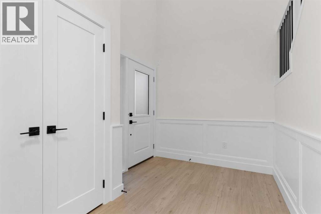 706 Mandalay Link, Carstairs, Alberta  T0M 0N0 - Photo 2 - A2263643