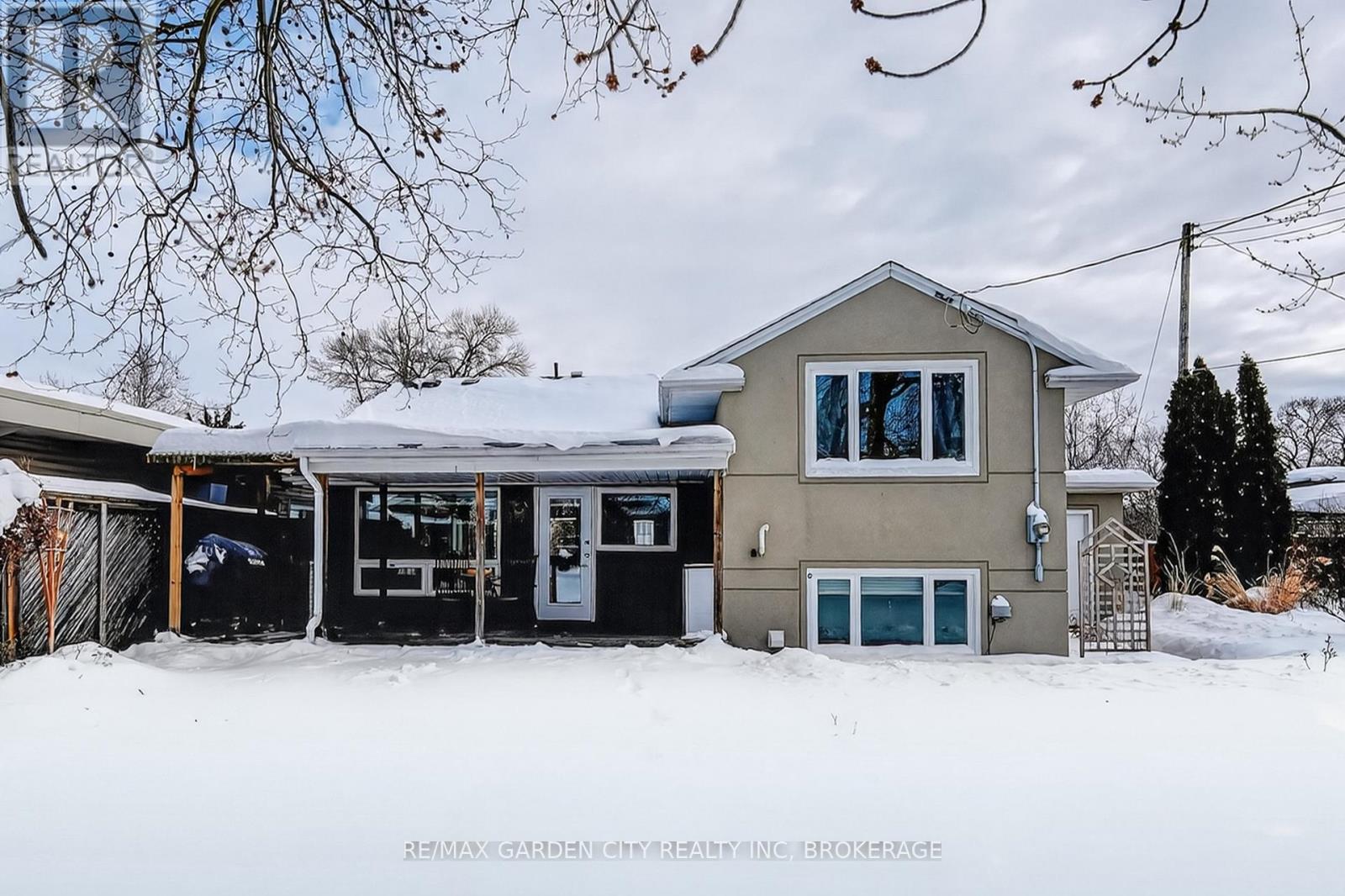 112 Riverdale Drive, St. Catharines, Ontario  L2R 4B9 - Photo 16 - X12745702