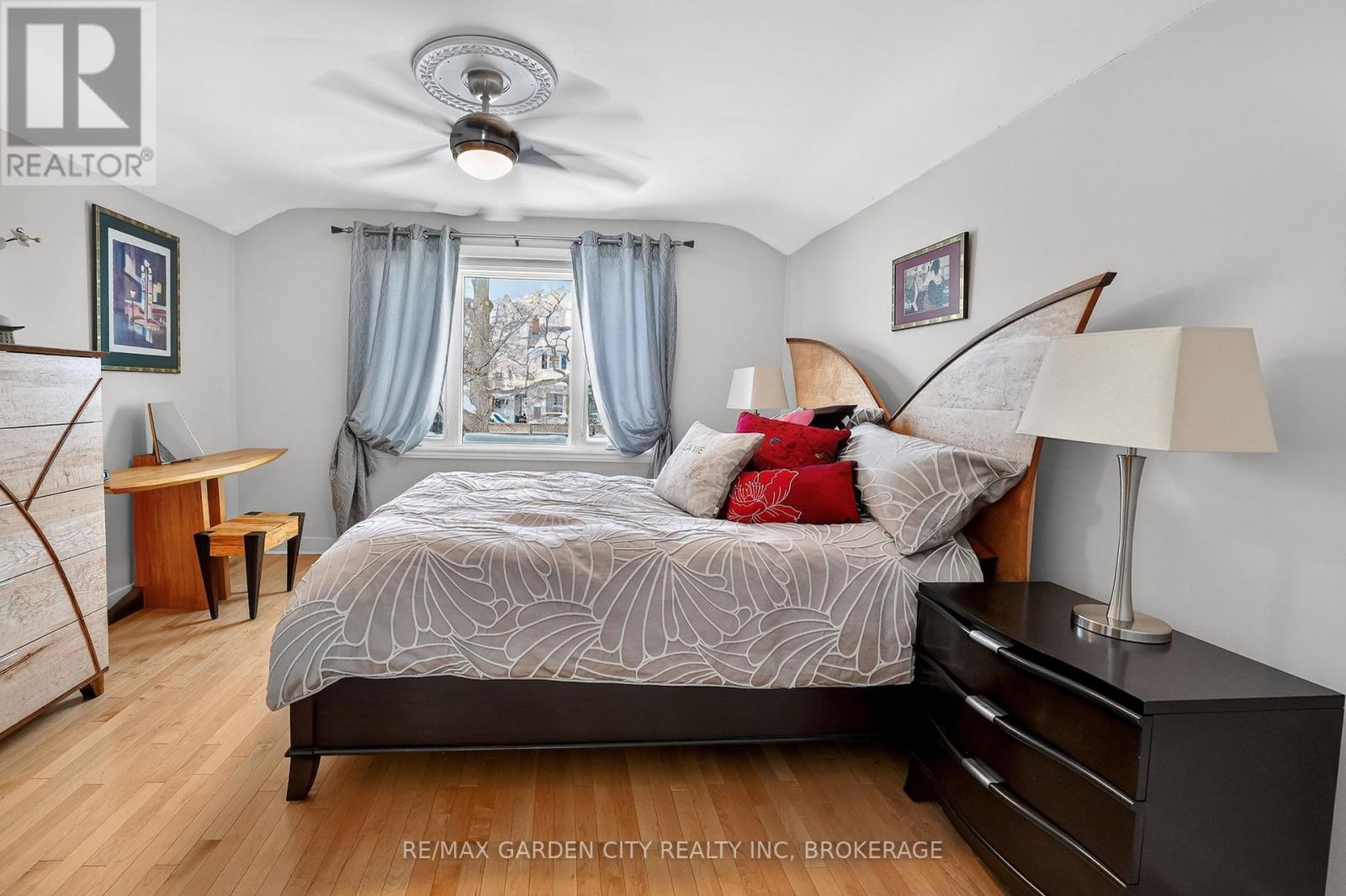 112 Riverdale Drive, St. Catharines, Ontario  L2R 4B9 - Photo 22 - X12745702