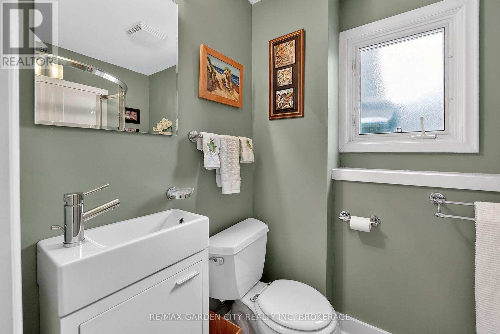 112 Riverdale Drive, St. Catharines, Ontario  L2R 4B9 - Photo 34 - X12745702