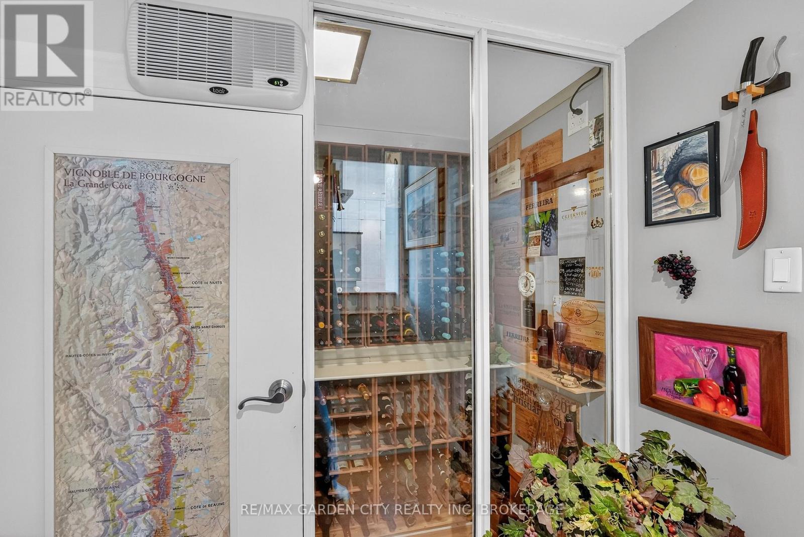 112 Riverdale Drive, St. Catharines, Ontario  L2R 4B9 - Photo 36 - X12745702