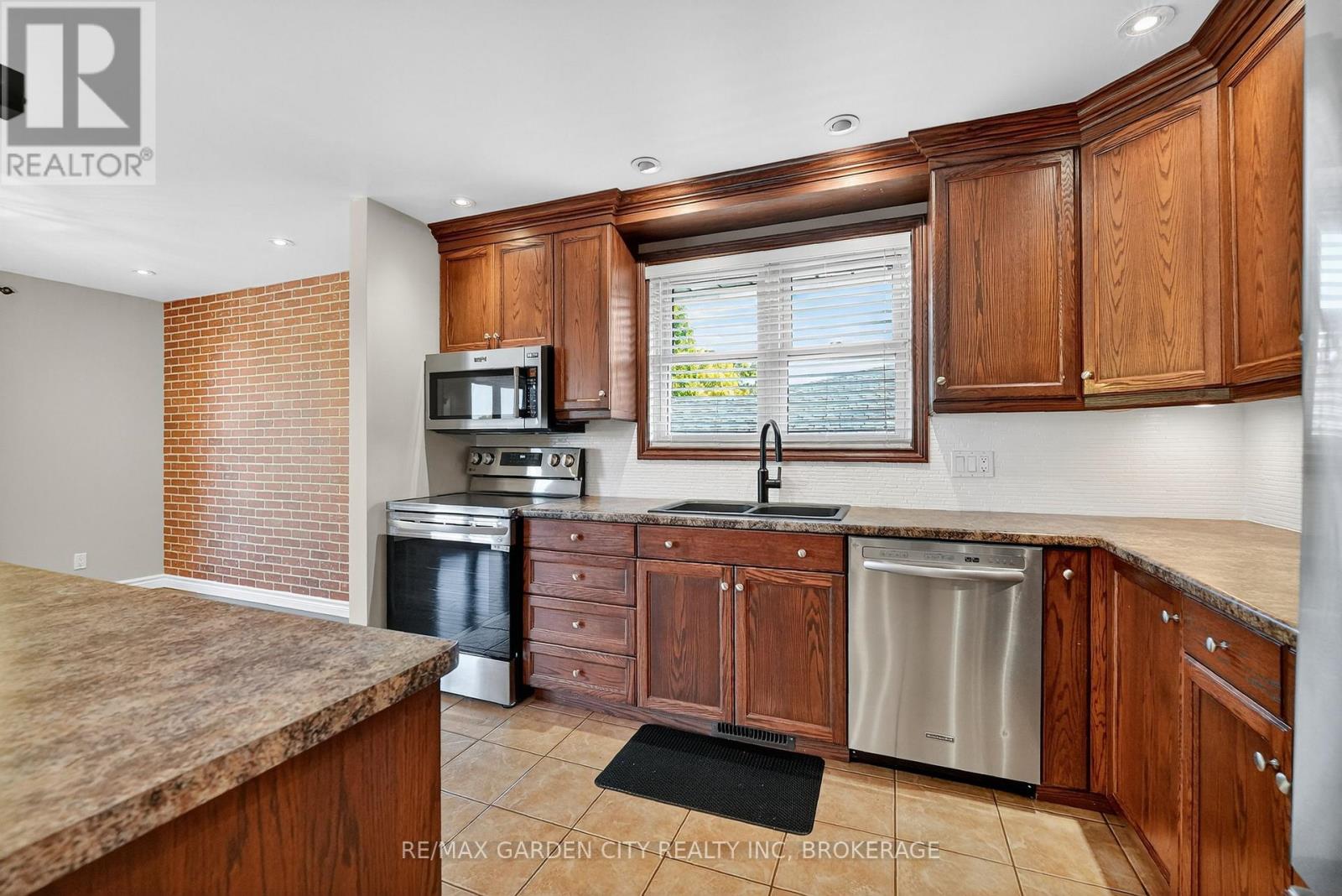 4 Jeanette Drive, St. Catharines, Ontario  L2N 6M4 - Photo 12 - X12745704