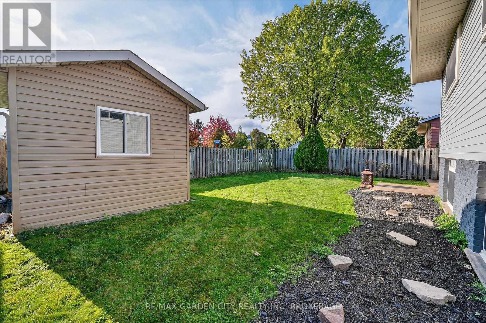 4 Jeanette Drive, St. Catharines, Ontario  L2N 6M4 - Photo 40 - X12745704