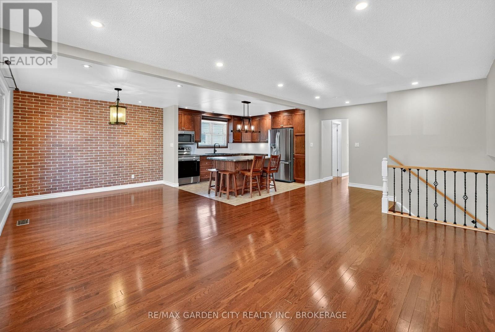 4 Jeanette Drive, St. Catharines, Ontario  L2N 6M4 - Photo 9 - X12745704