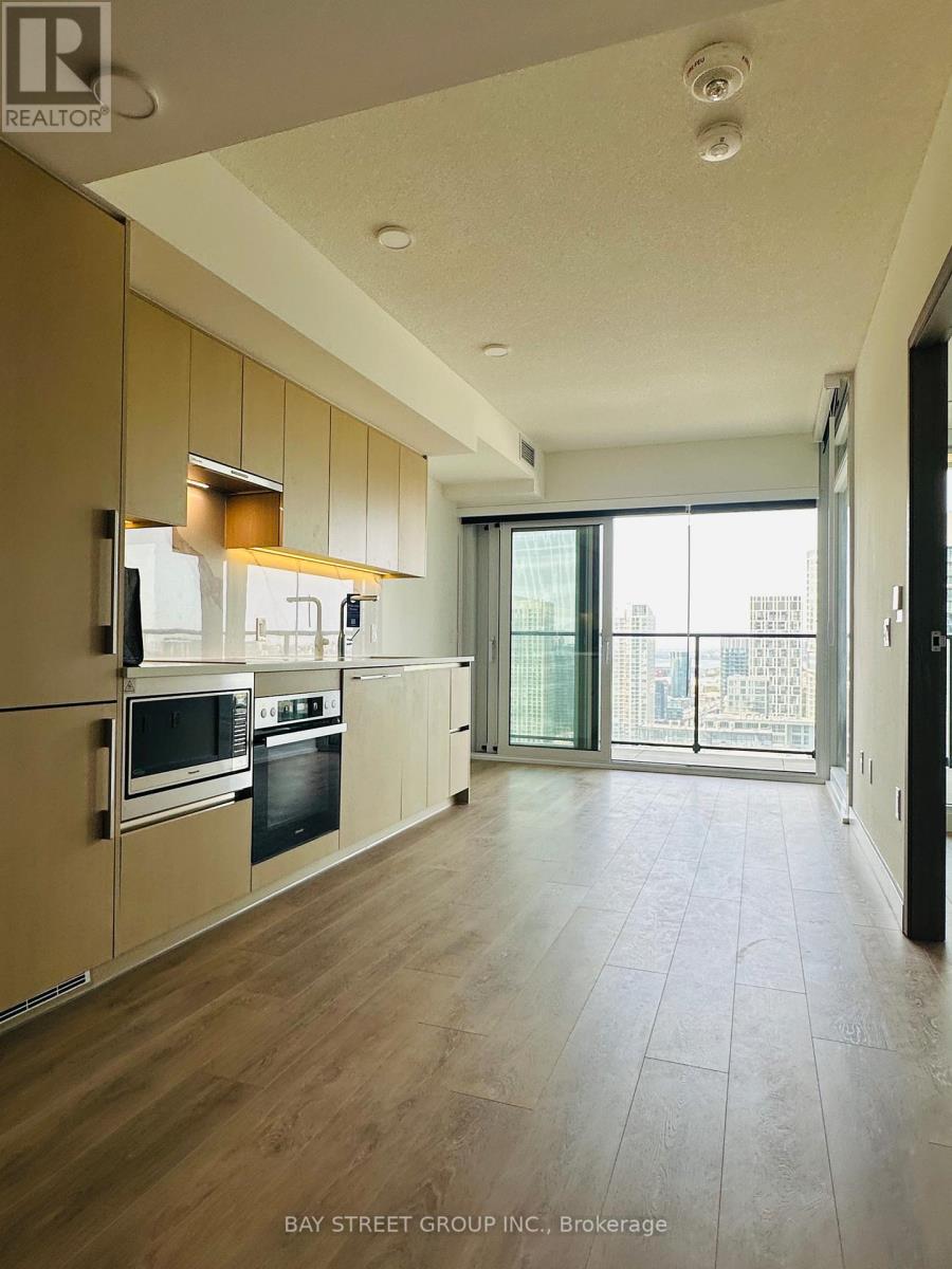 3215 - 3 Concord Cityplace Way, Toronto, Ontario  M5V 0X4 - Photo 19 - C12745710