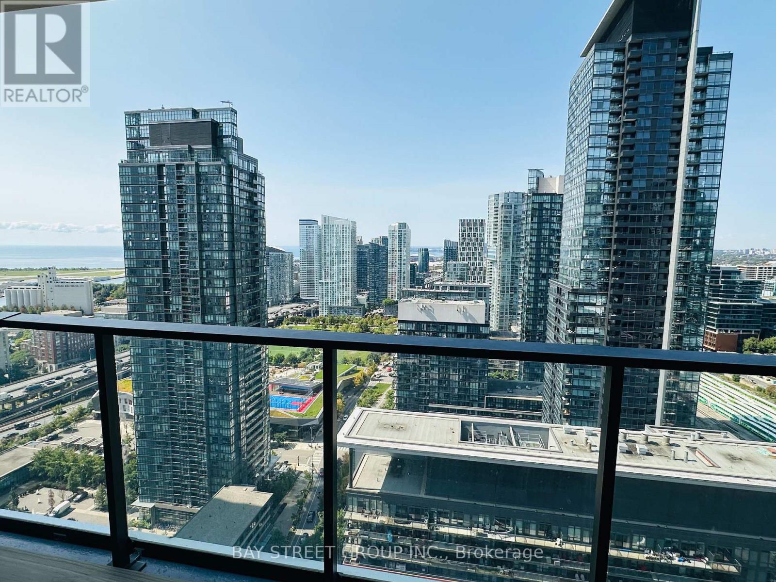 3215 - 3 Concord Cityplace Way, Toronto, Ontario  M5V 0X4 - Photo 23 - C12745710