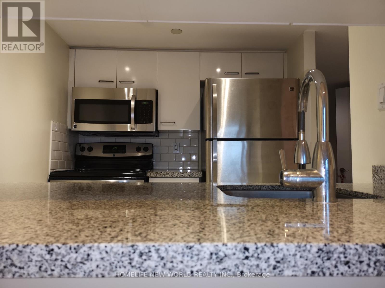 3001 - 38 Elm Street, Toronto, Ontario  M5G 2K5 - Photo 9 - C12745714