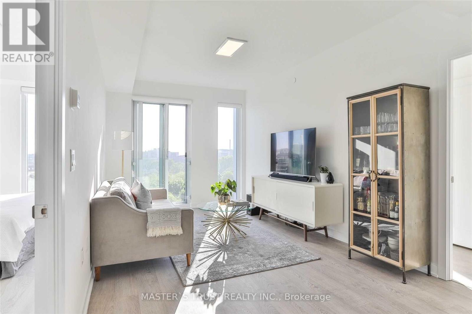 1002 - 50 Mccaul Street, Toronto, Ontario  M5T 1V9 - Photo 14 - C12745772