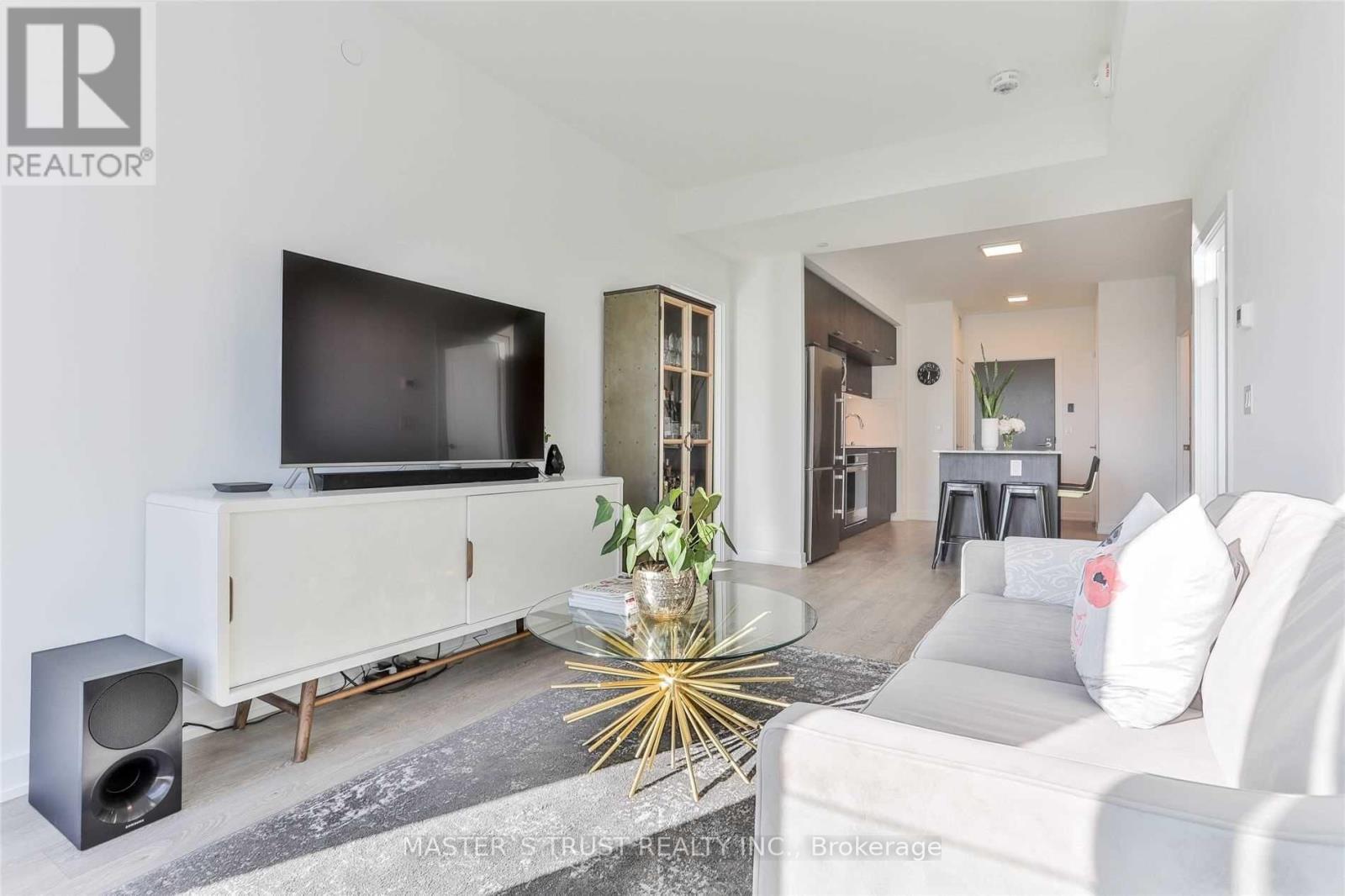 1002 - 50 Mccaul Street, Toronto, Ontario  M5T 1V9 - Photo 17 - C12745772