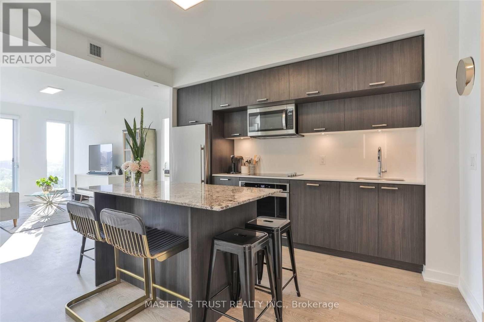 1002 - 50 Mccaul Street, Toronto, Ontario  M5T 1V9 - Photo 6 - C12745772