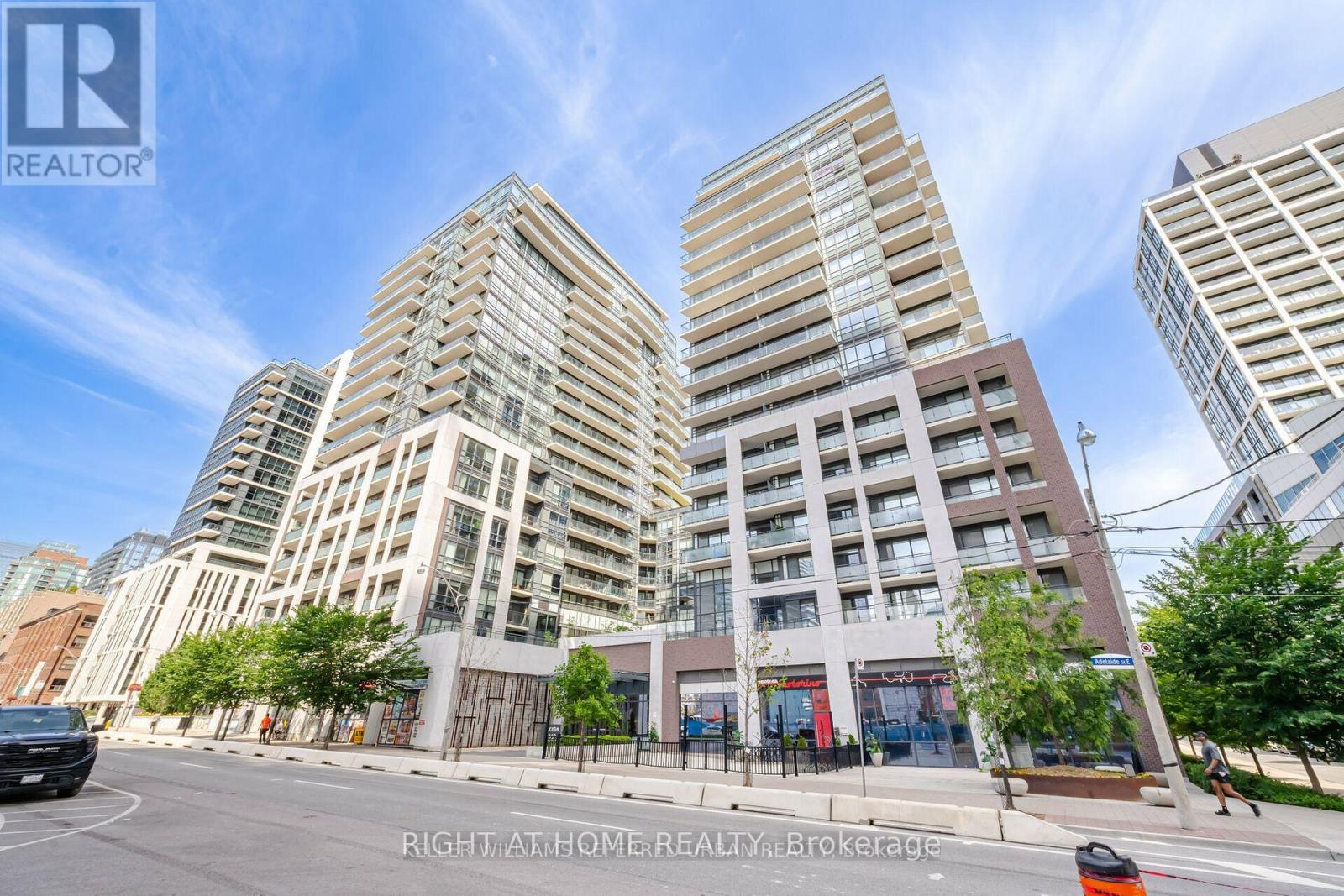 632 - 460 ADELAIDE STREET E, Toronto, Ontario