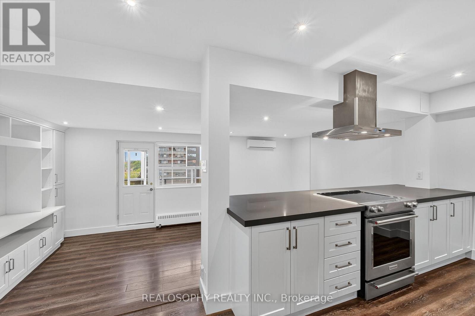 905 - 15 Elizabeth Street N, Mississauga, Ontario  L5G 2Z3 - Photo 15 - W12745706