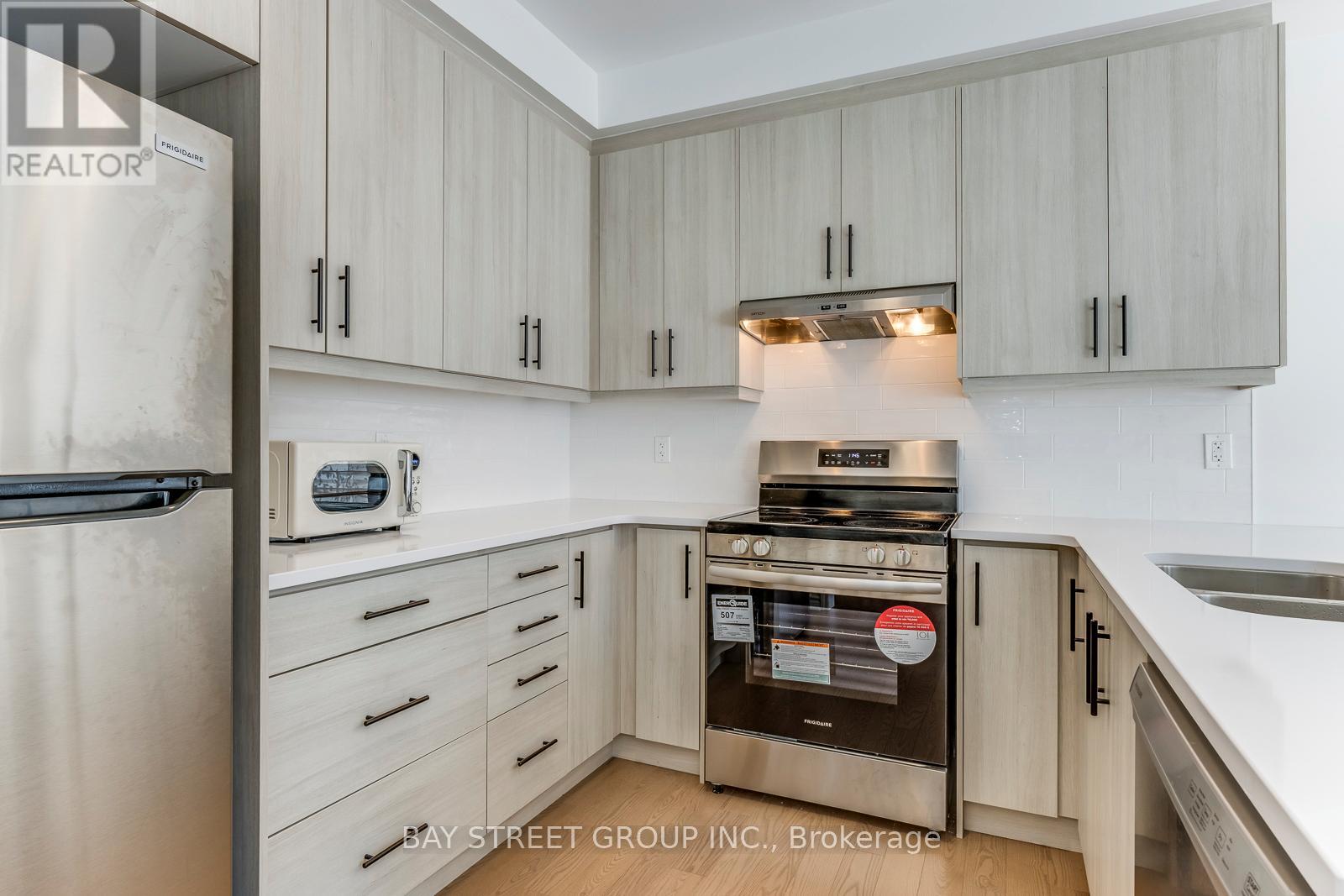 3040 Merrick Road, Oakville, Ontario  L6H 7Y2 - Photo 15 - W12745746