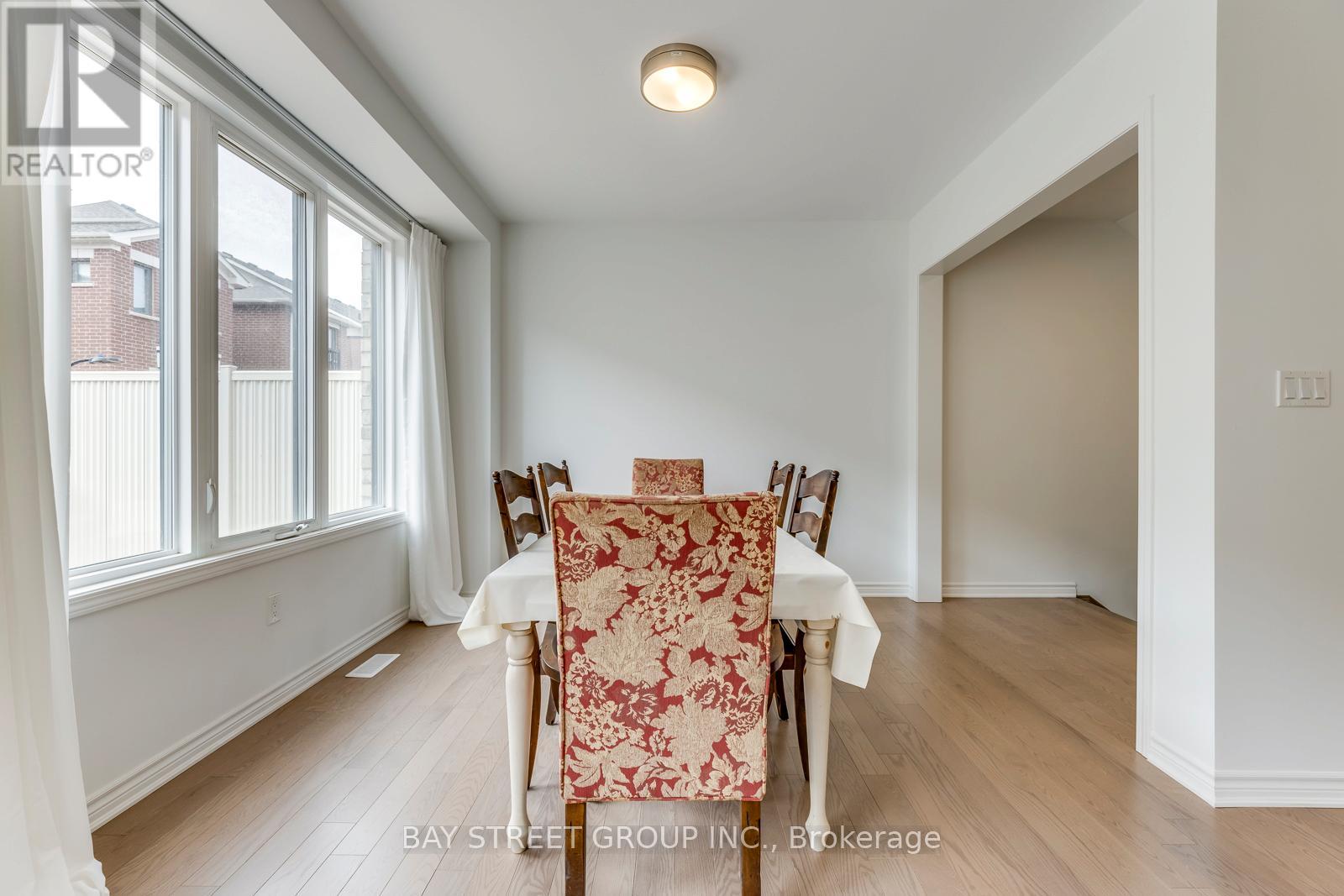 3040 Merrick Road, Oakville, Ontario  L6H 7Y2 - Photo 18 - W12745746