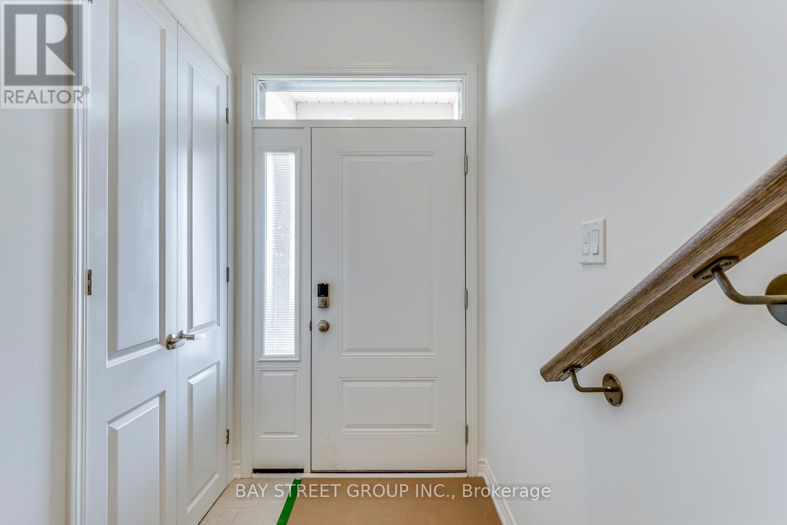 3040 Merrick Road, Oakville, Ontario  L6H 7Y2 - Photo 3 - W12745746