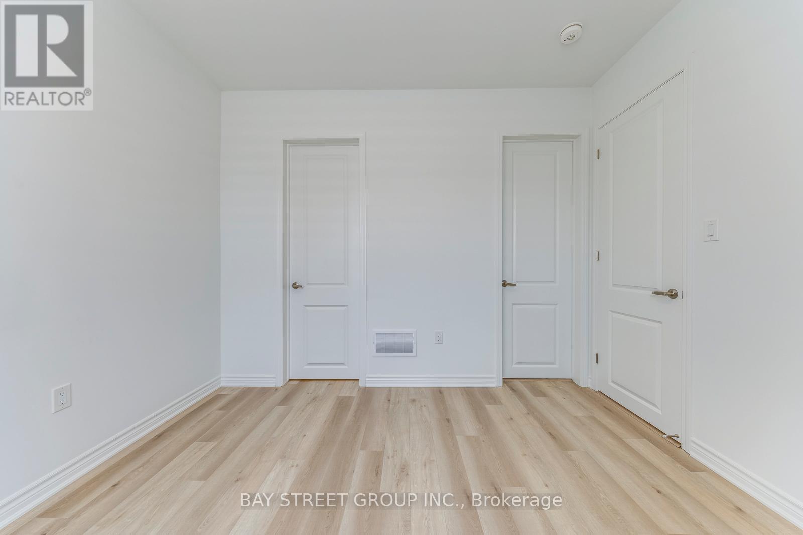 3040 Merrick Road, Oakville, Ontario  L6H 7Y2 - Photo 7 - W12745746