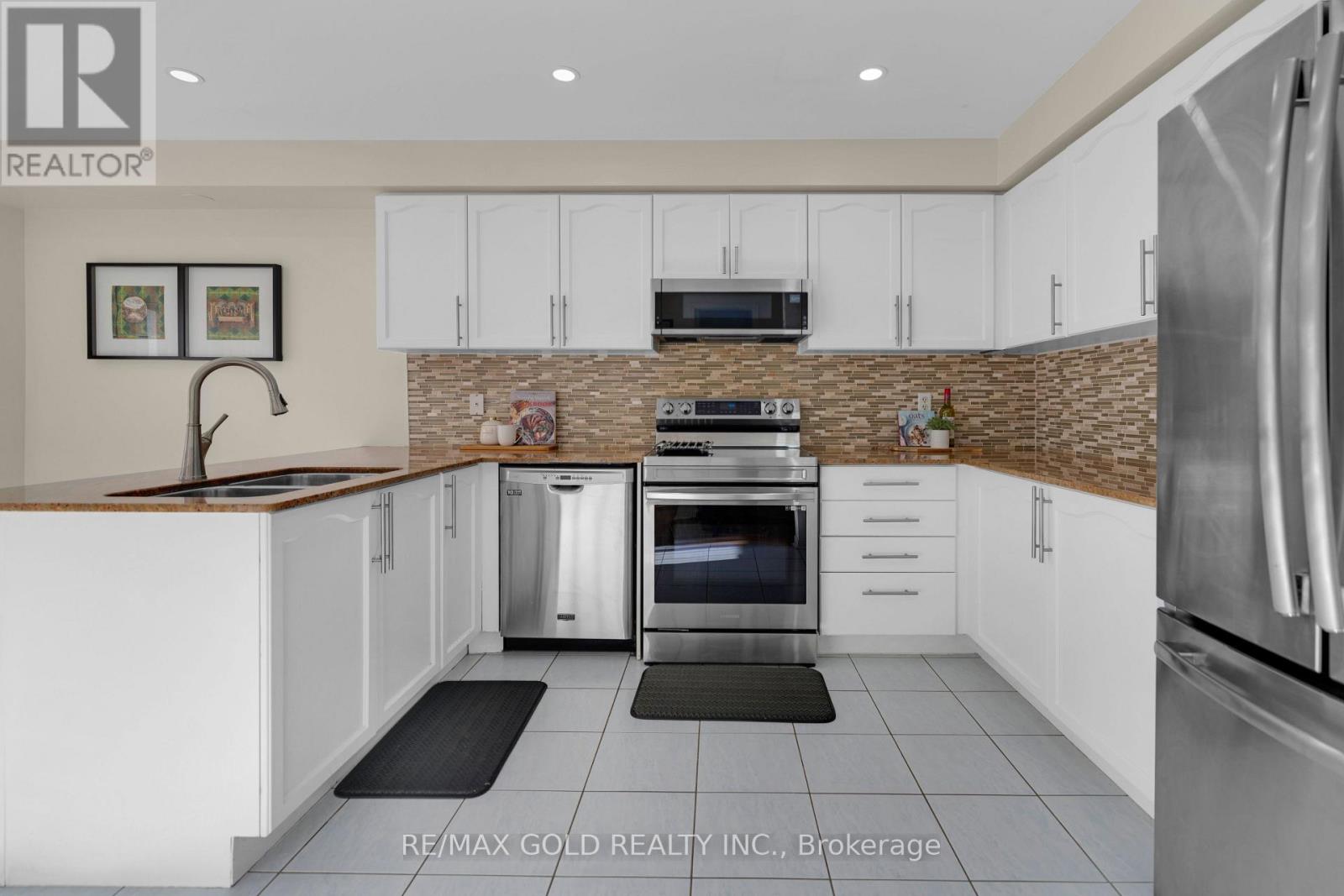 23 Schooner Drive, Brampton, Ontario  L7A 3H3 - Photo 19 - W12745762