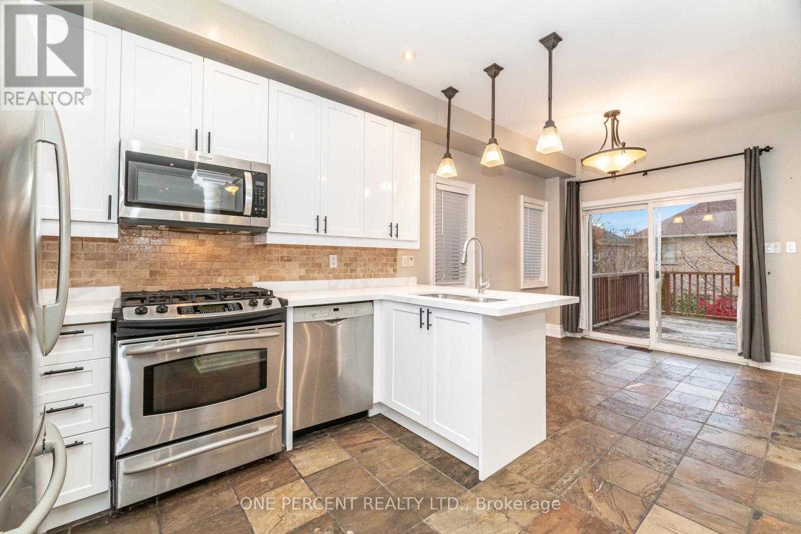 2432 Hilda Drive, Oakville, Ontario  L6H 7N3 - Photo 12 - W12745774