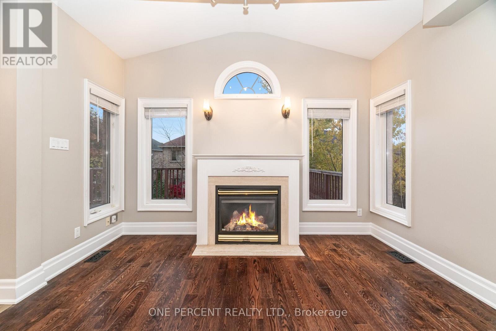 2432 Hilda Drive, Oakville, Ontario  L6H 7N3 - Photo 7 - W12745774