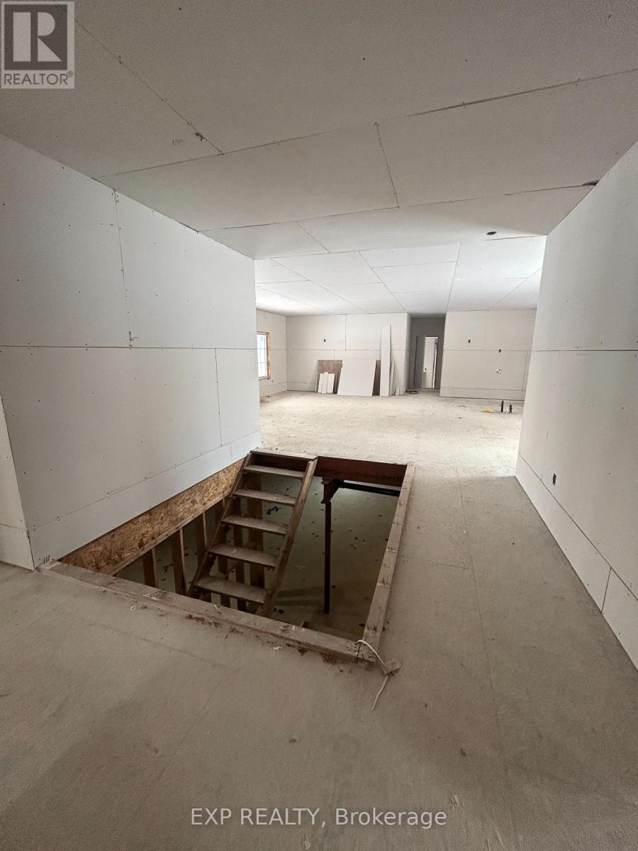 12487 Niagara Parkway, Niagara Falls, Ontario  L2E 6S6 - Photo 10 - X12745742