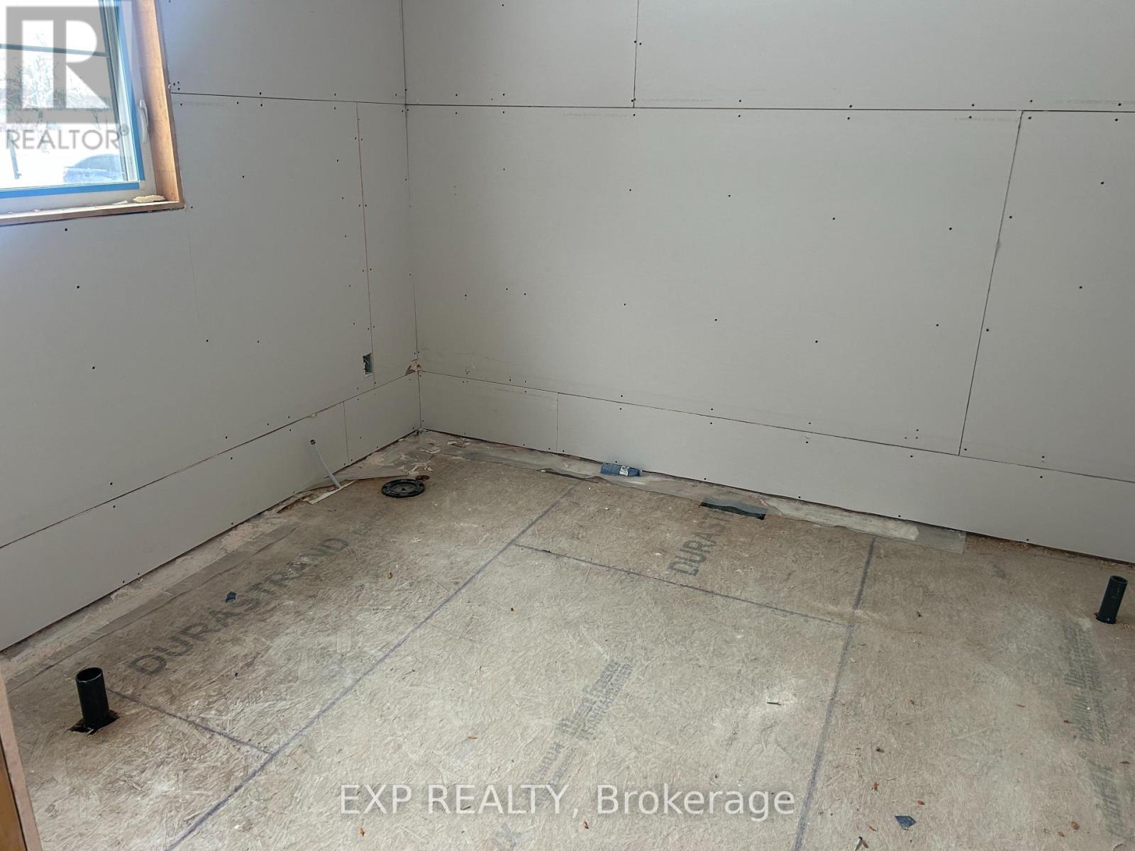 12487 Niagara Parkway, Niagara Falls, Ontario  L2E 6S6 - Photo 8 - X12745742