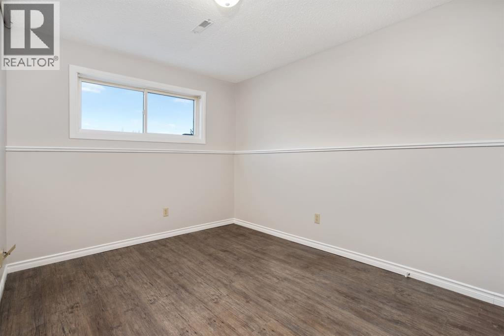 5810 Marler Drive, Camrose, Alberta  T4V 2S8 - Photo 17 - A2279757