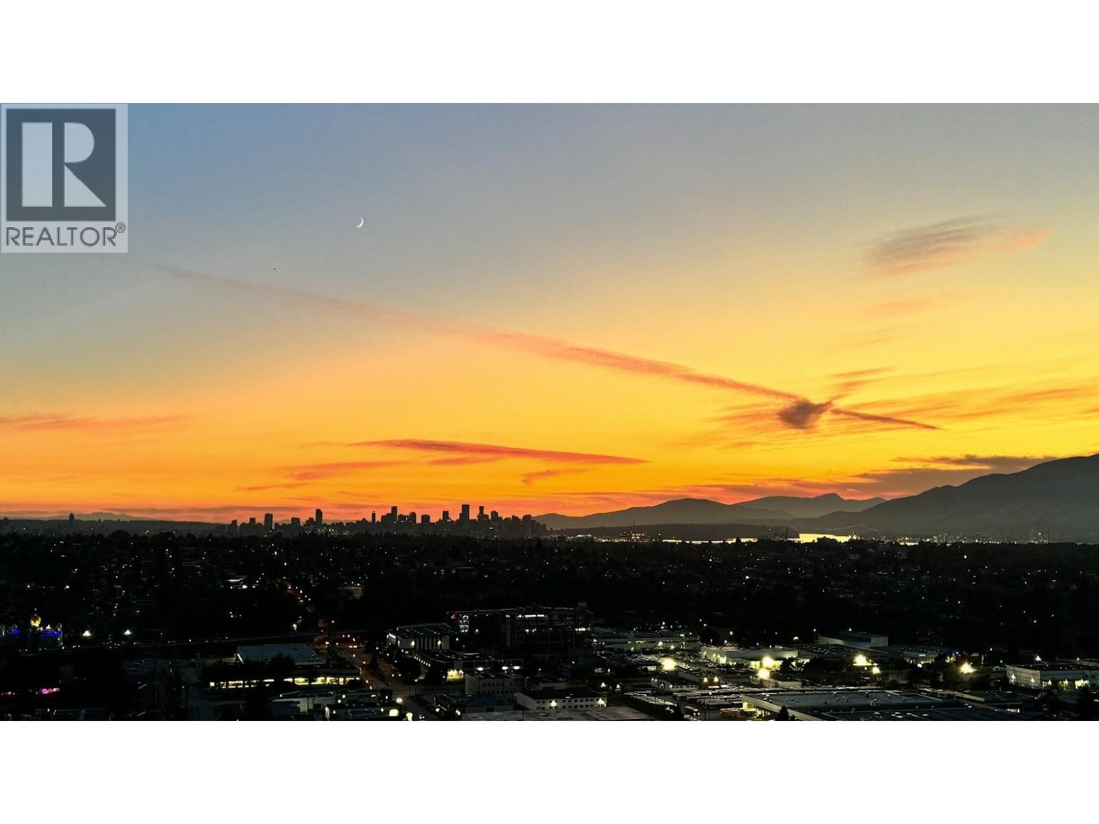 Listing Picture 2 of 37 : 2603 1788 GILMORE AVENUE, Burnaby / 本拿比 - 魯藝地產 Yvonne Lu Group - MLS Medallion Club Member