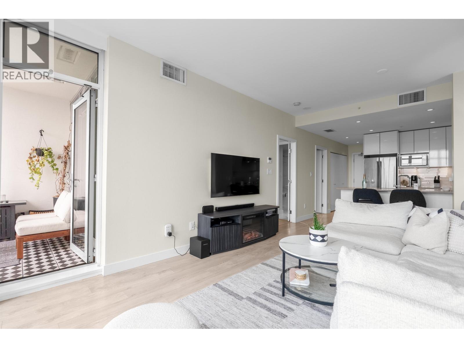 Listing Picture 22 of 37 : 2603 1788 GILMORE AVENUE, Burnaby / 本拿比 - 魯藝地產 Yvonne Lu Group - MLS Medallion Club Member