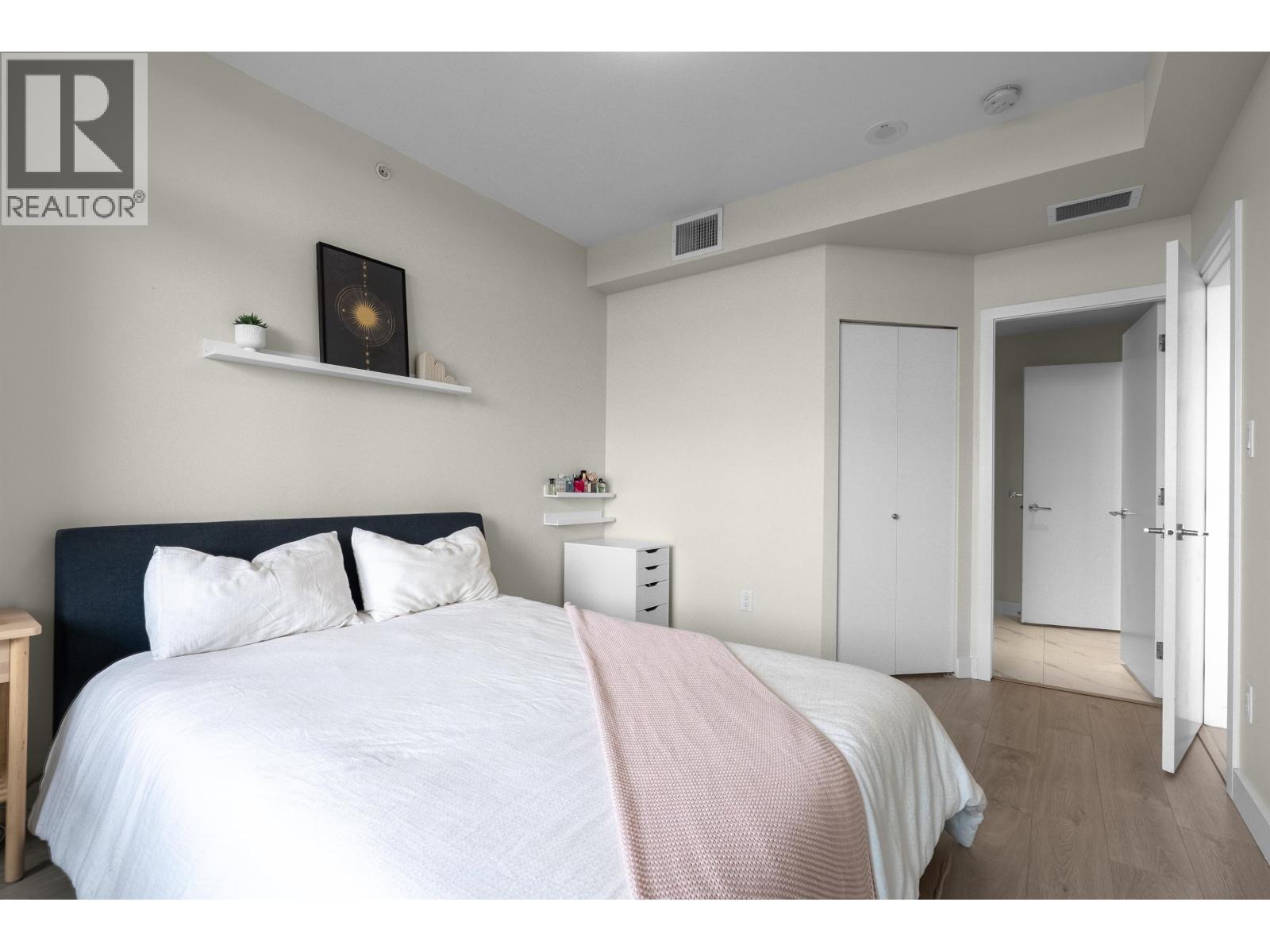 Listing Picture 24 of 37 : 2603 1788 GILMORE AVENUE, Burnaby / 本拿比 - 魯藝地產 Yvonne Lu Group - MLS Medallion Club Member