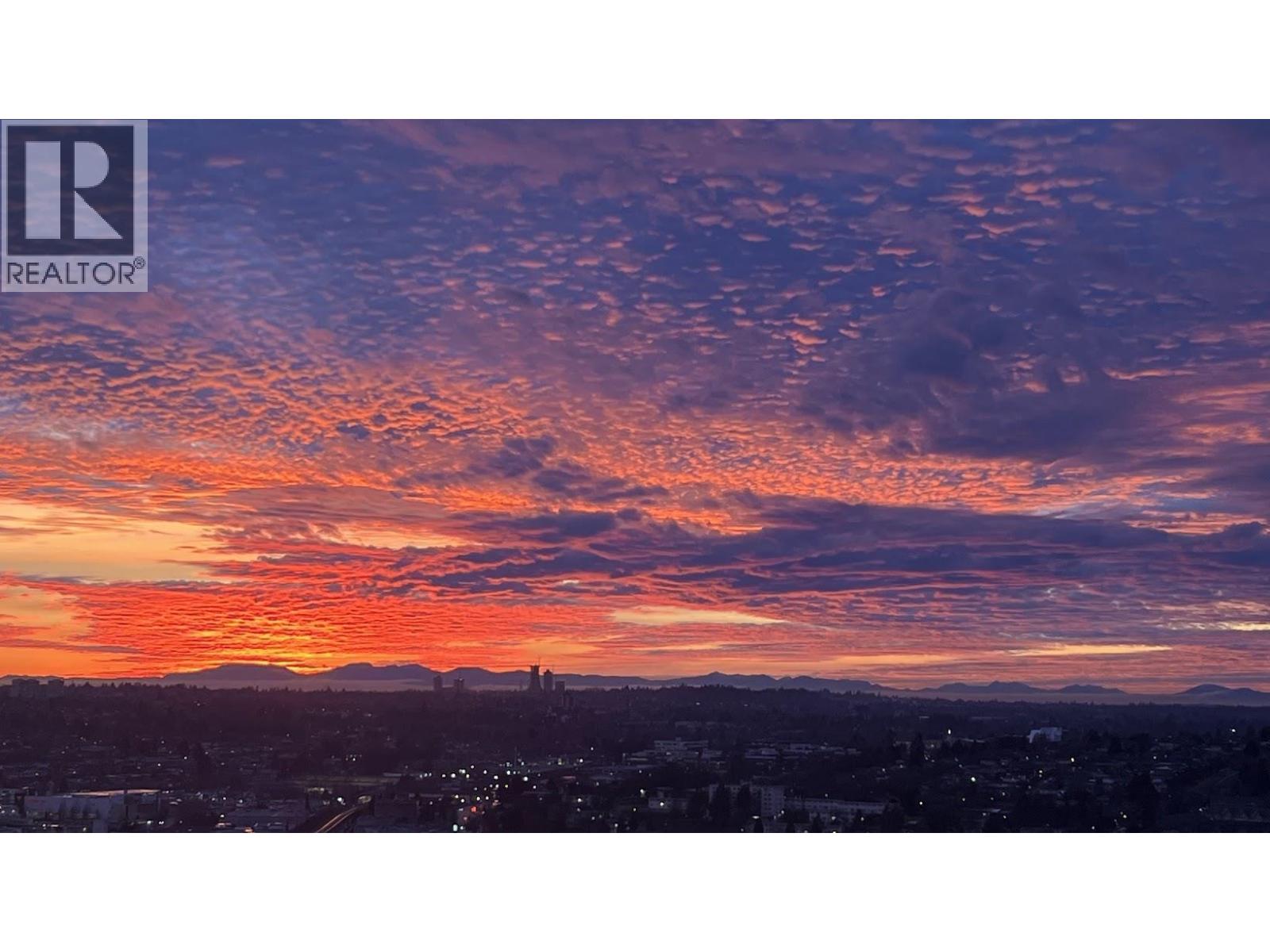 Listing Picture 3 of 37 : 2603 1788 GILMORE AVENUE, Burnaby / 本拿比 - 魯藝地產 Yvonne Lu Group - MLS Medallion Club Member