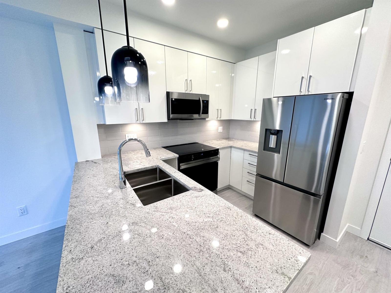 408 5504 Brydon Crescent, Langley, British Columbia  V3A 0R3 - Photo 6 - R3076136