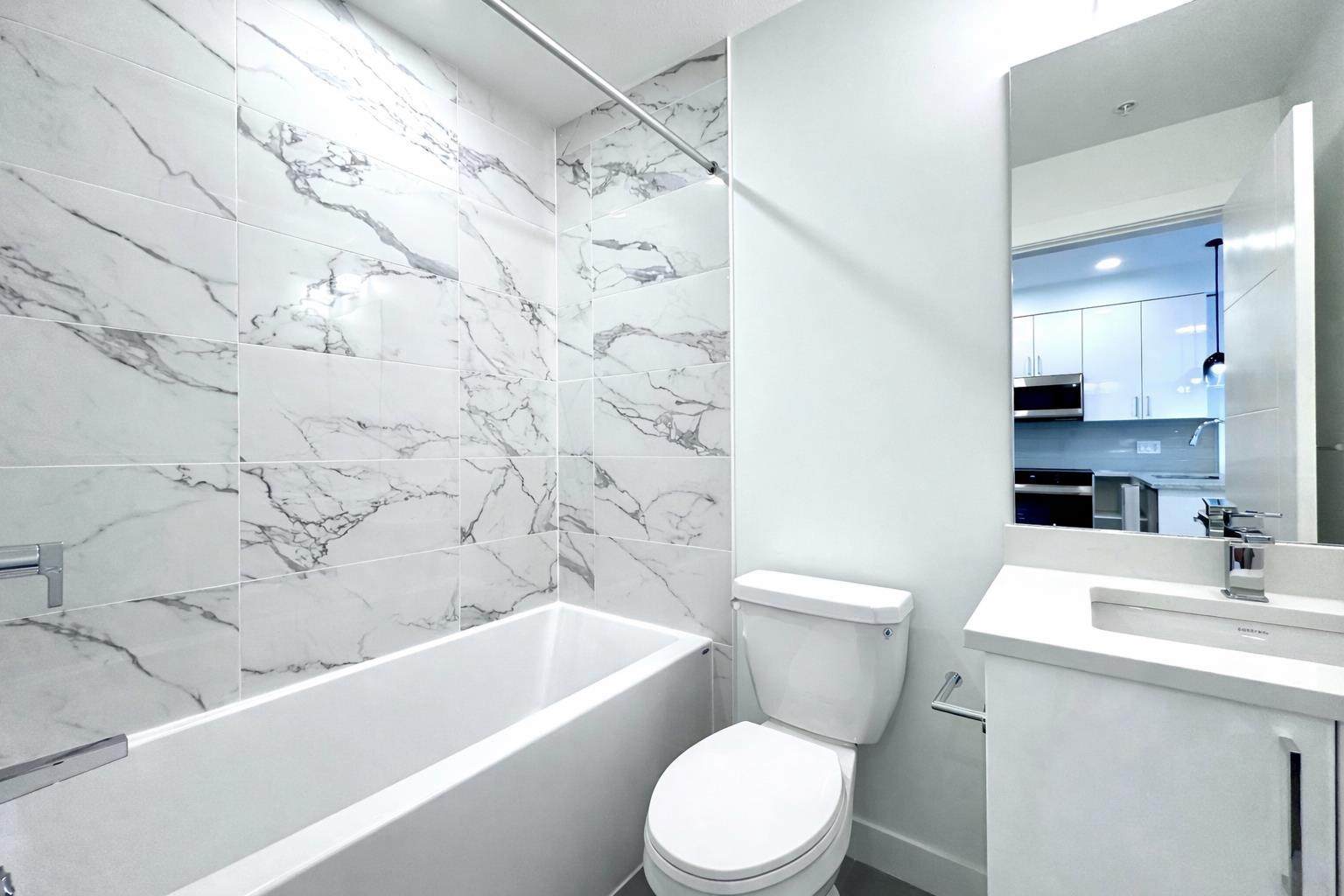 408 5504 Brydon Crescent, Langley, British Columbia  V3A 0R3 - Photo 10 - R3076136