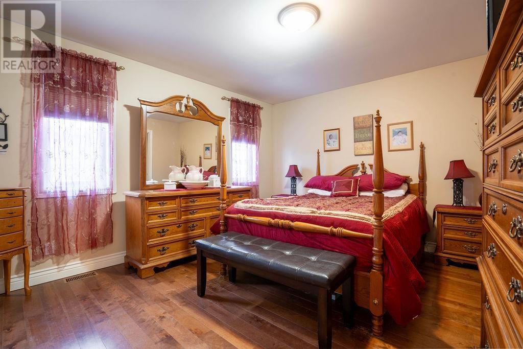 95 Beaumont Ave, Sault Ste. Marie, Ontario  P6C 6E7 - Photo 18 - SM253410