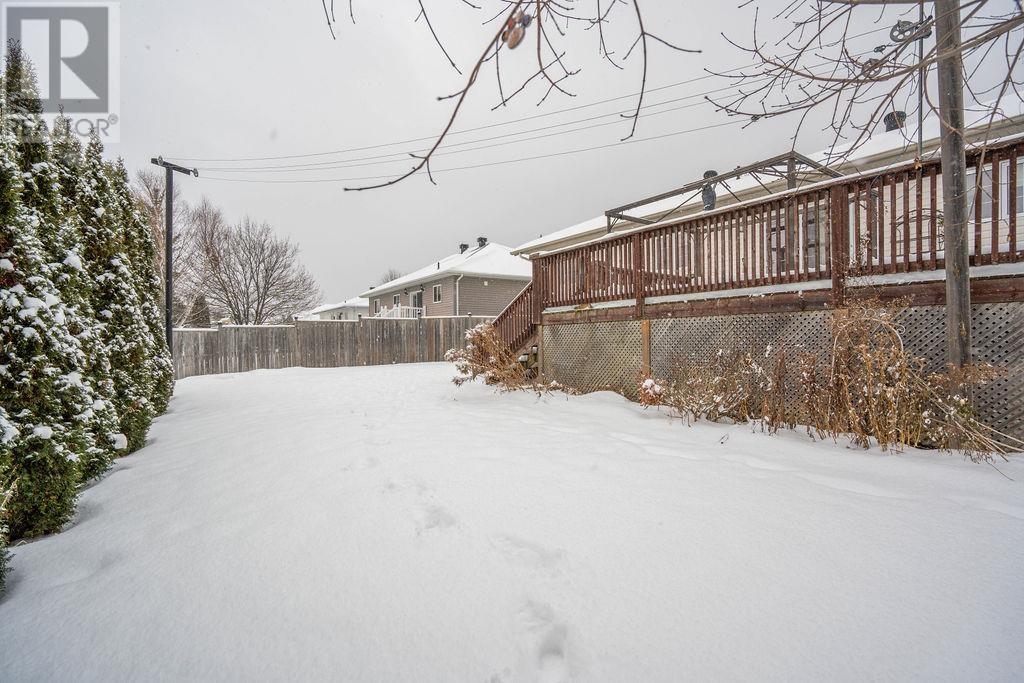 95 Beaumont Ave, Sault Ste. Marie, Ontario  P6C 6E7 - Photo 6 - SM253410