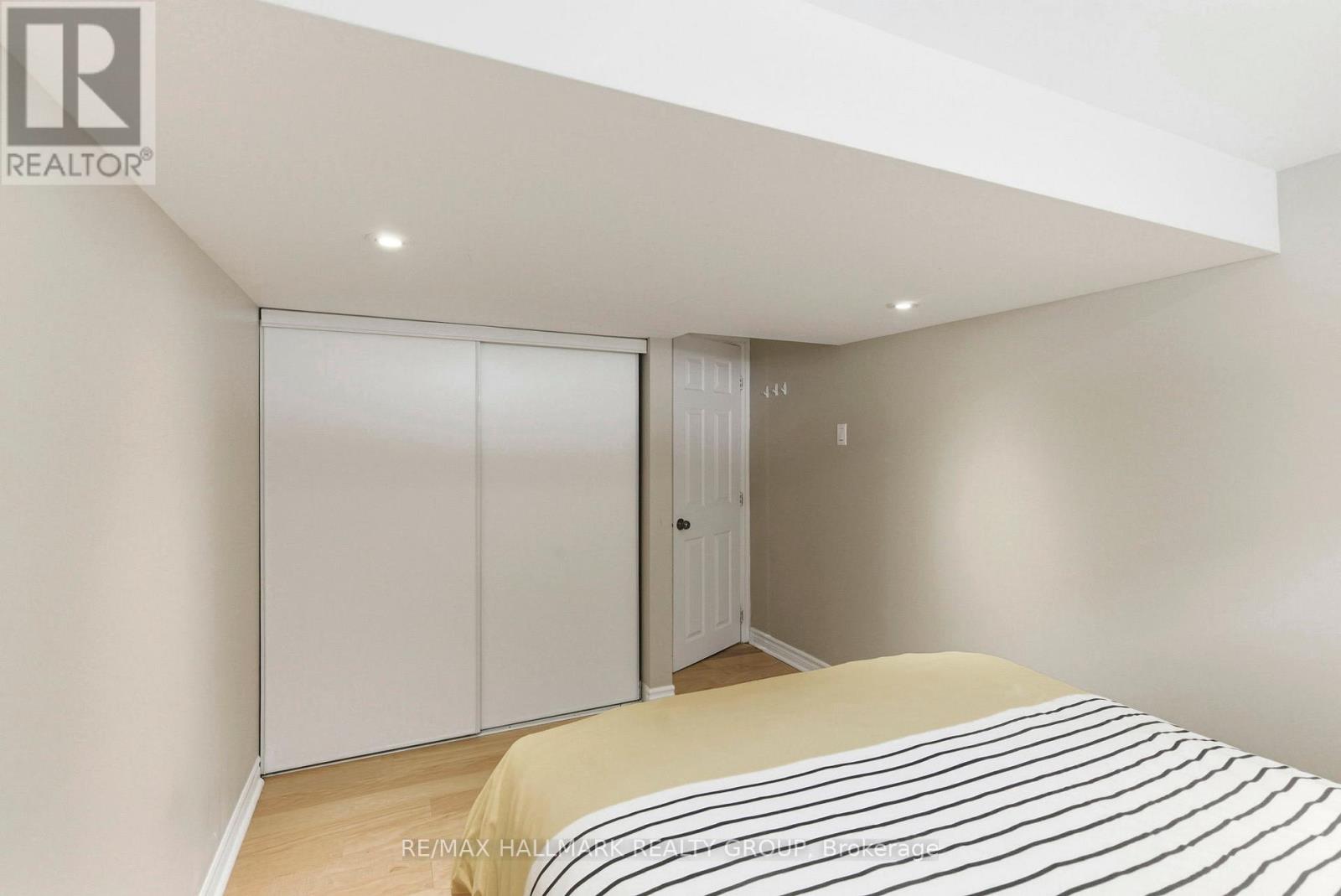 907 Innswood Drive, Ottawa, Ontario  K2A 3R9 - Photo 32 - X12745792