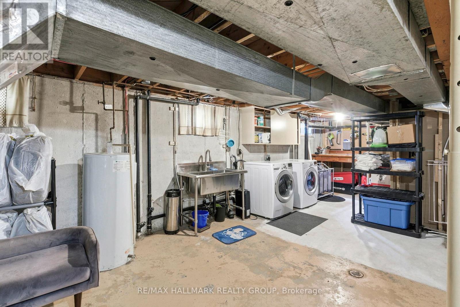 907 Innswood Drive, Ottawa, Ontario  K2A 3R9 - Photo 34 - X12745792