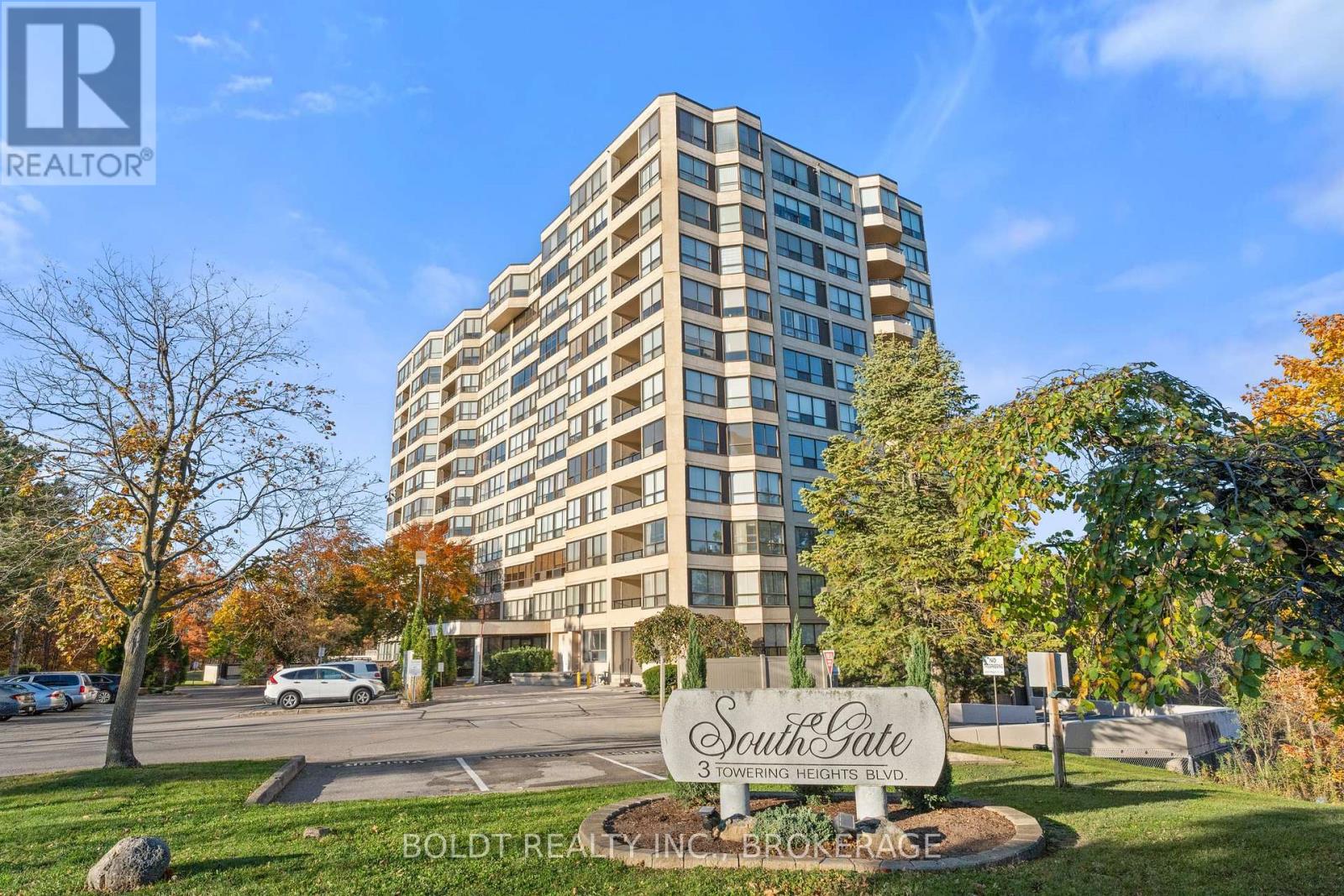 1001 - 3 Towering Heights Boulevard, St. Catharines (Glendale/glenridge), Ontario  L2T 4A4 - Photo 2 - X12745820