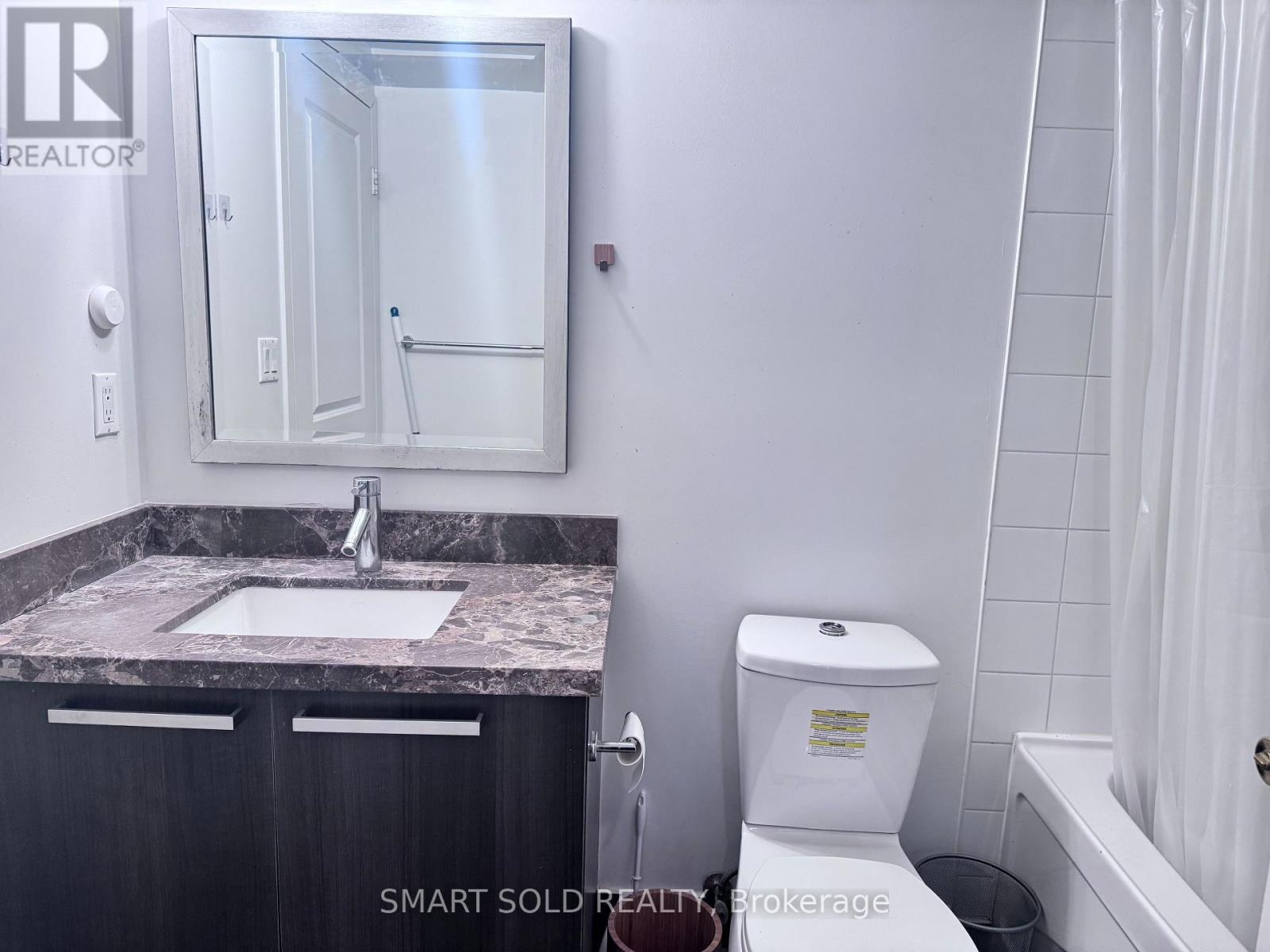 1107 - 11 St Joseph Street, Toronto, Ontario  M4Y 3G4 - Photo 17 - C12745798