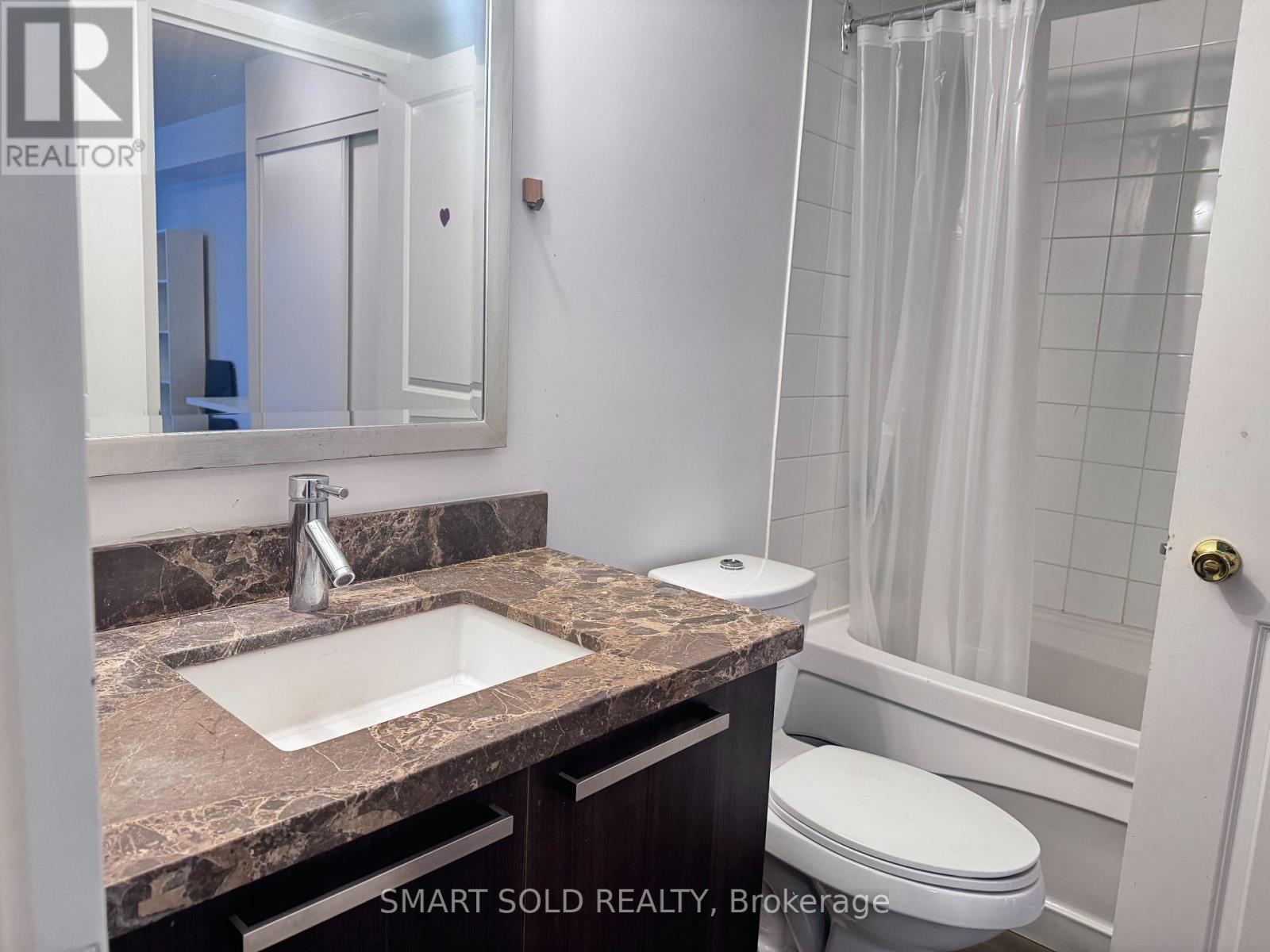 1107 - 11 St Joseph Street, Toronto, Ontario  M4Y 3G4 - Photo 18 - C12745798