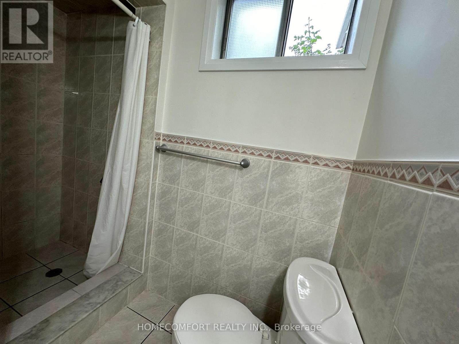 Lower 1 - 45 Ernest Avenue, Toronto (Pleasant View), Ontario  M2J 3T4 - Photo 12 - C12745824