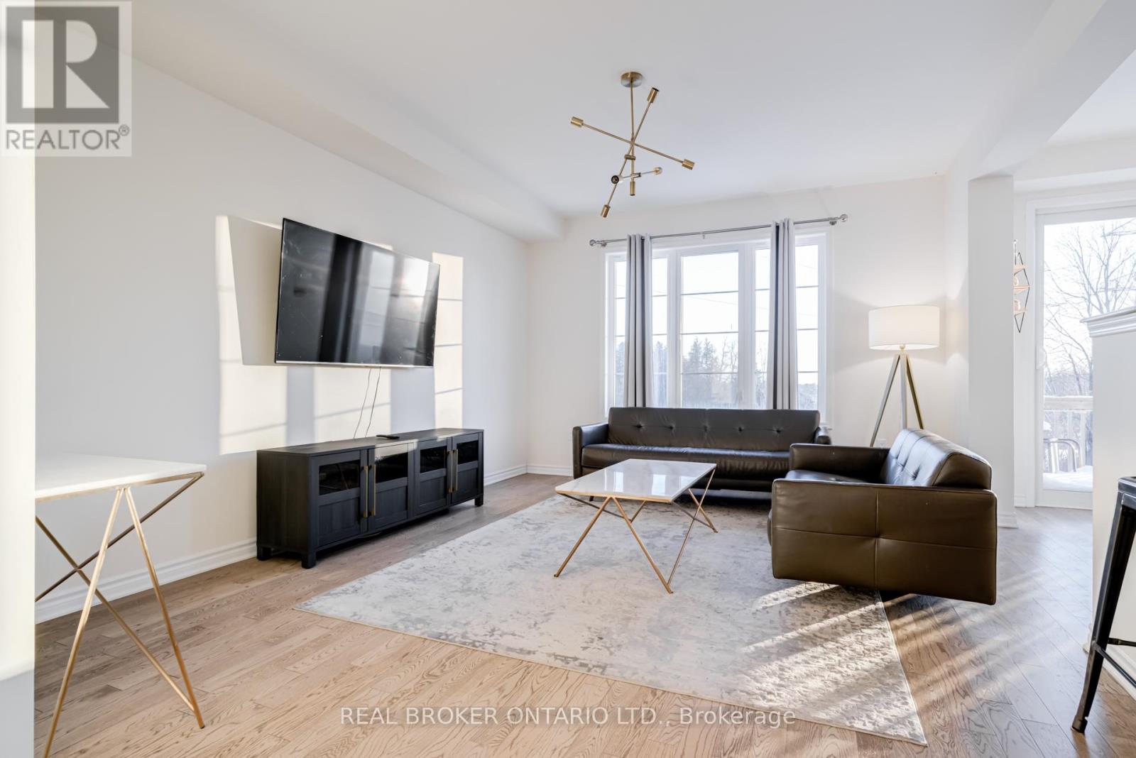 (Main & 2nd Floor) - 1004 Dashwood Court, Pickering, Ontario  L1V 0G7 - Photo 10 - E12745816